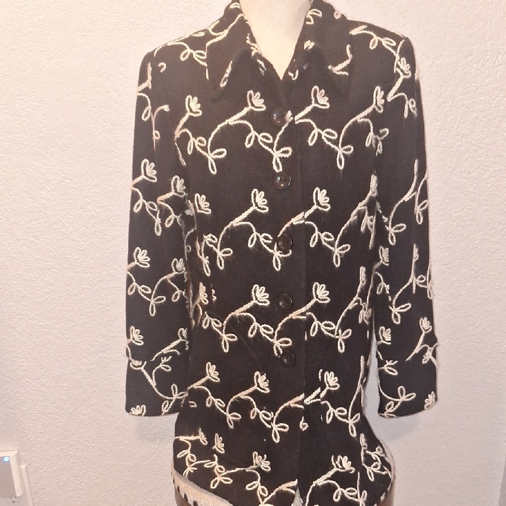 Focus By Shani Black and White Embroidered Wool Jacket - Picture 4 of 11